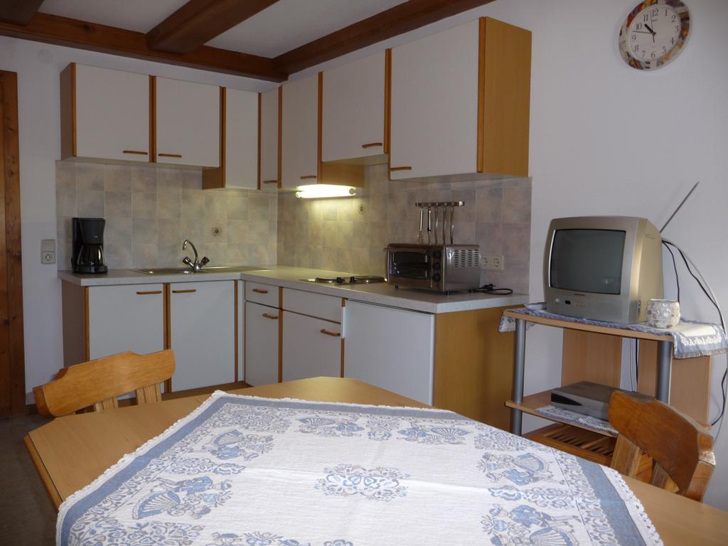 Biohof Jenewein Apartment อินเนอร์ฟิลล์กราเท็น ภายนอก รูปภาพ